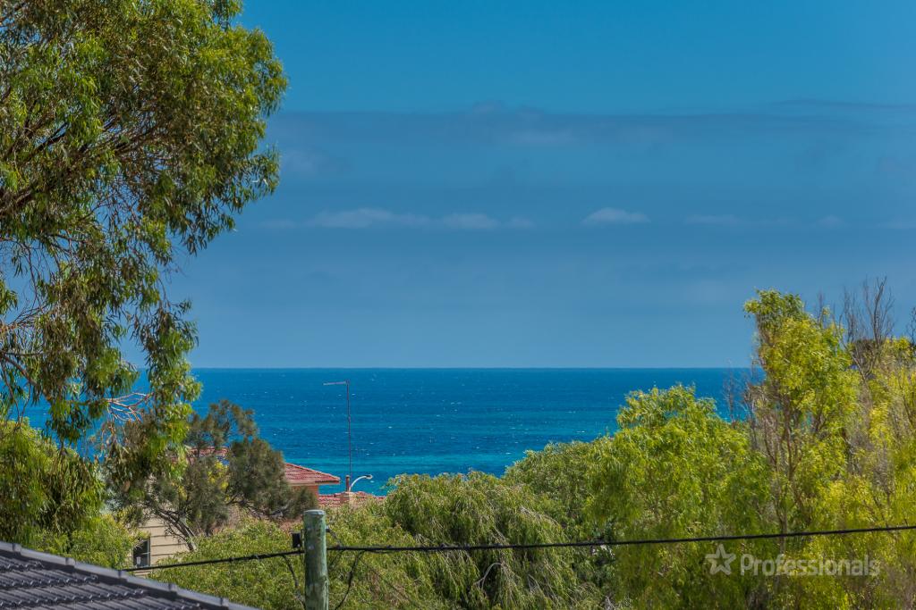 40a Hazel Ave, Quinns Rocks, WA 6030