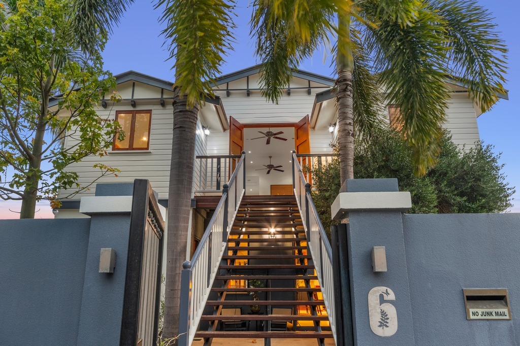 6 Ninth St, Railway Estate, QLD 4810