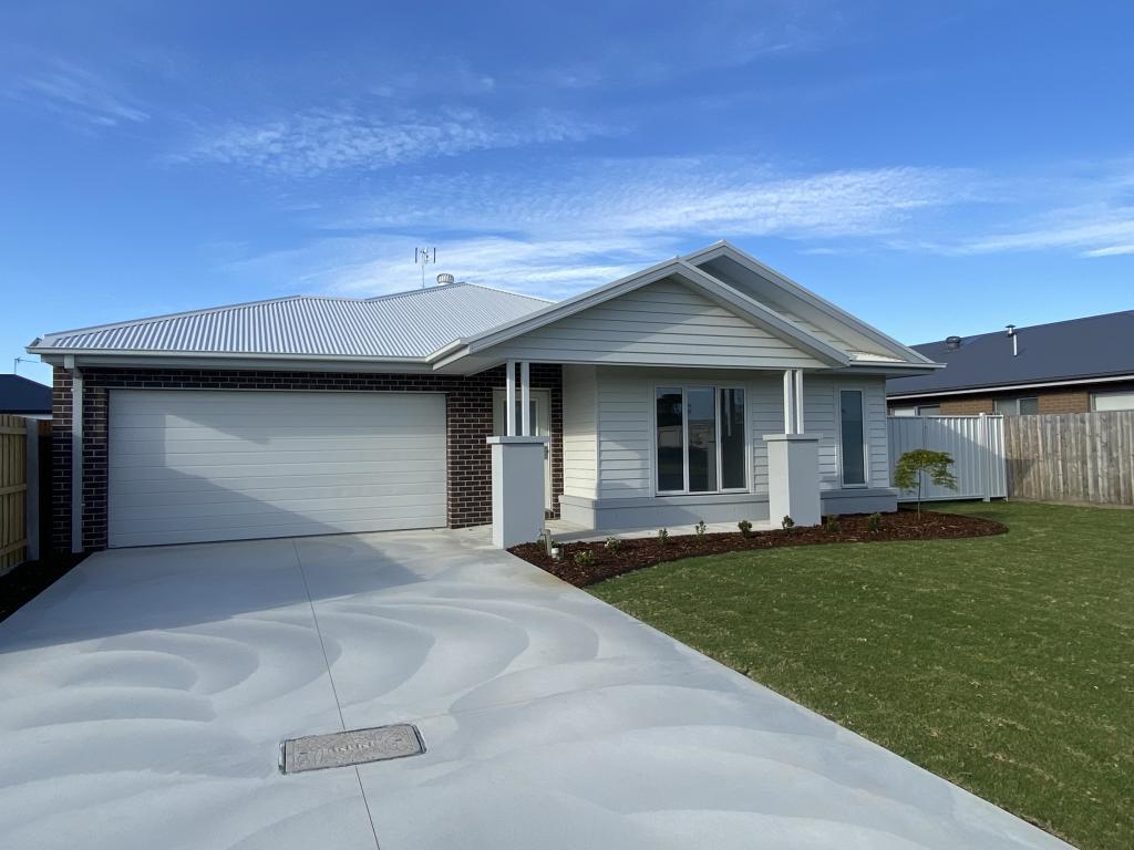 22 Hobson St, Stratford, VIC 3862