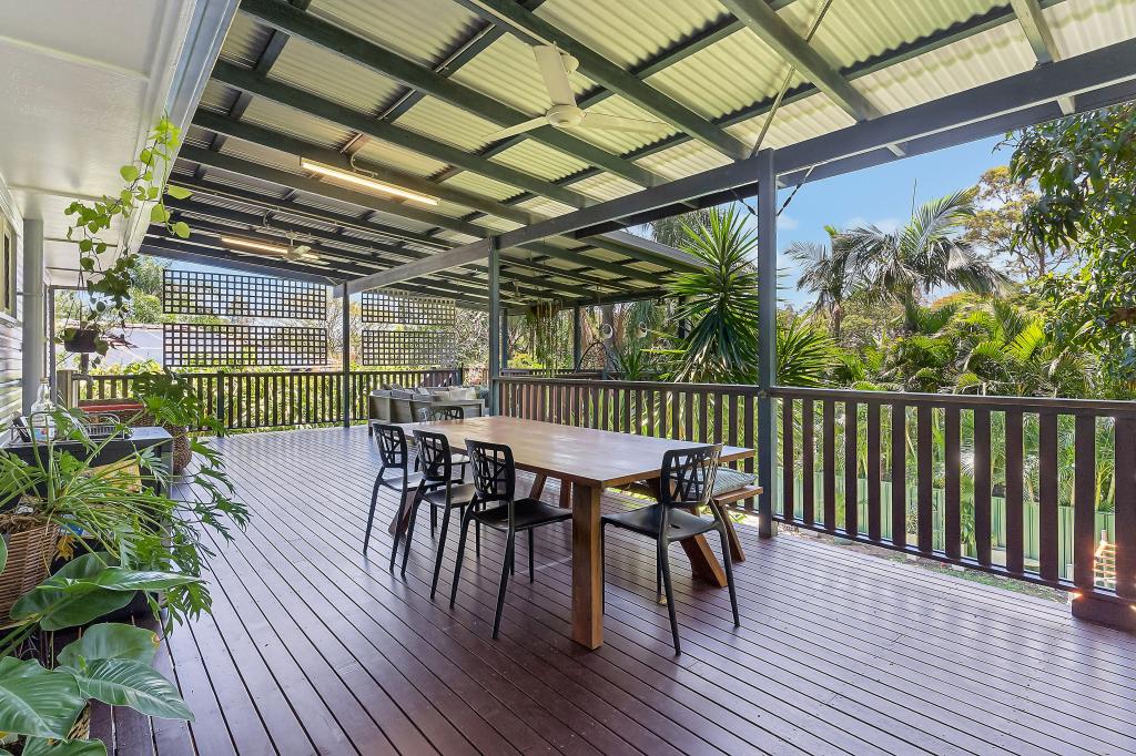 42 Lomatia St, Everton Hills, QLD 4053