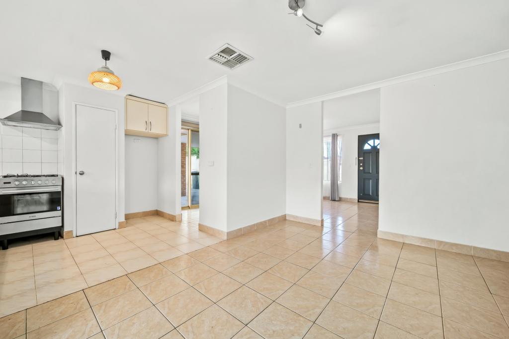 199 Yale Rd, Thornlie, WA 6108