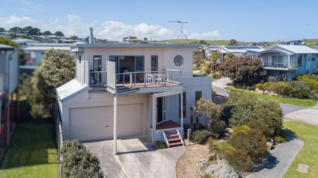 73 Penniwells Dr, San Remo, VIC 3925