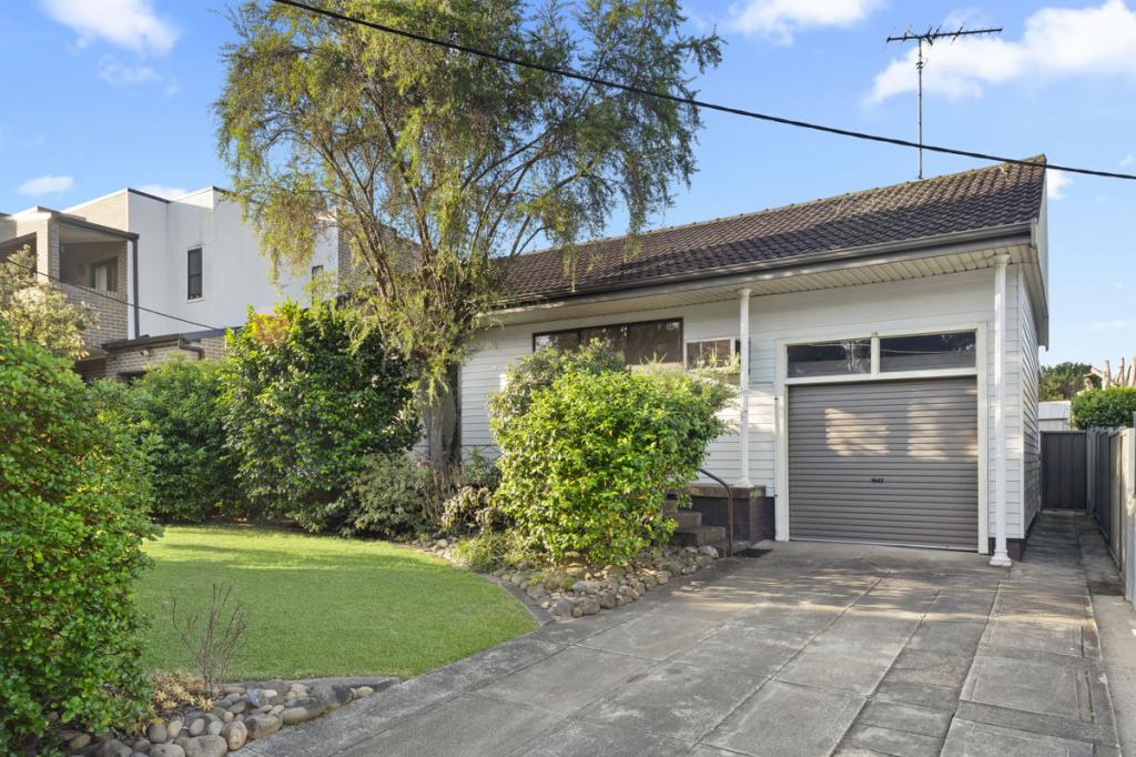 29 DENNISTOUN AVE, GUILDFORD, NSW 2161