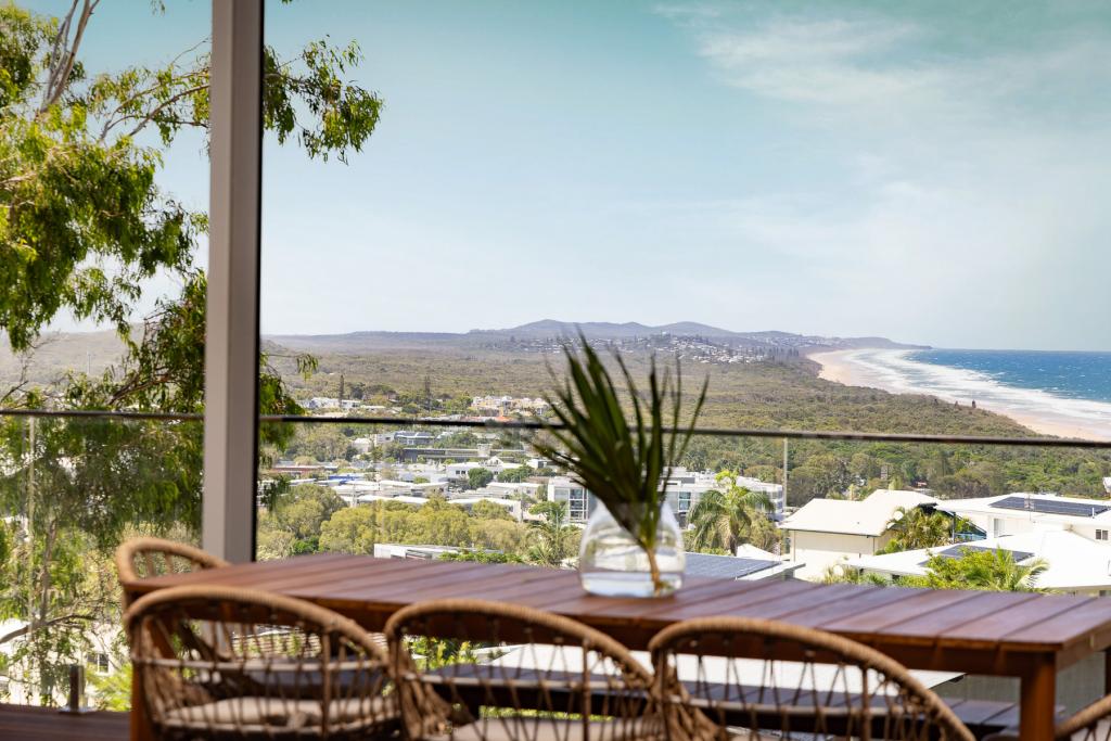 9 Pacific Heights Ct, Coolum Beach, QLD 4573