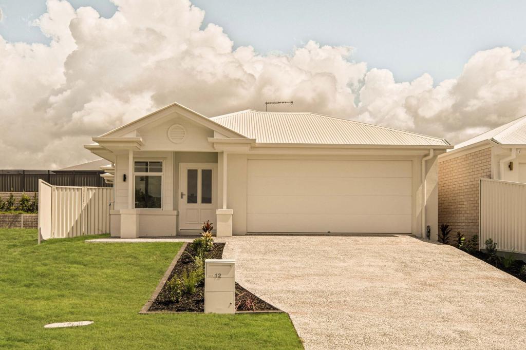 12 Love St, Victoria Point, QLD 4165