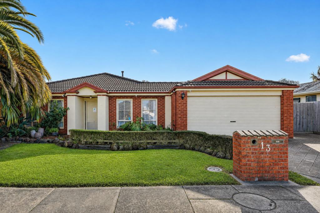 13 Duff St, Cranbourne, VIC 3977
