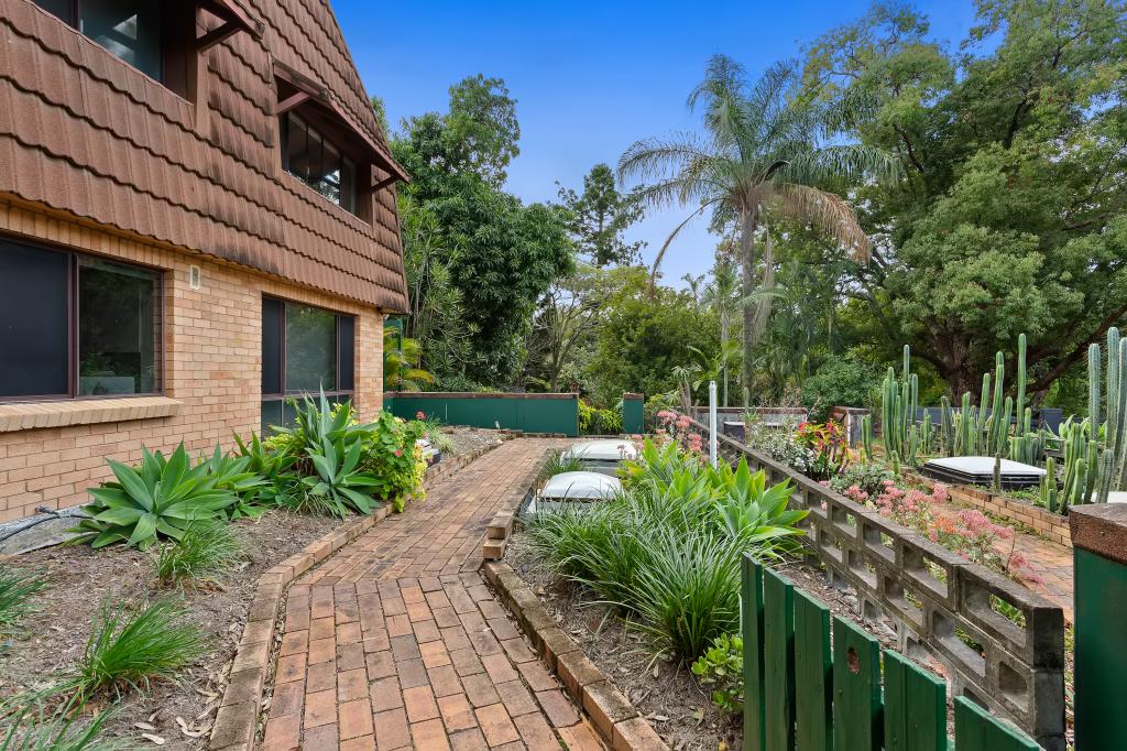 1/12 Woodstock Ave, Taringa, QLD 4068