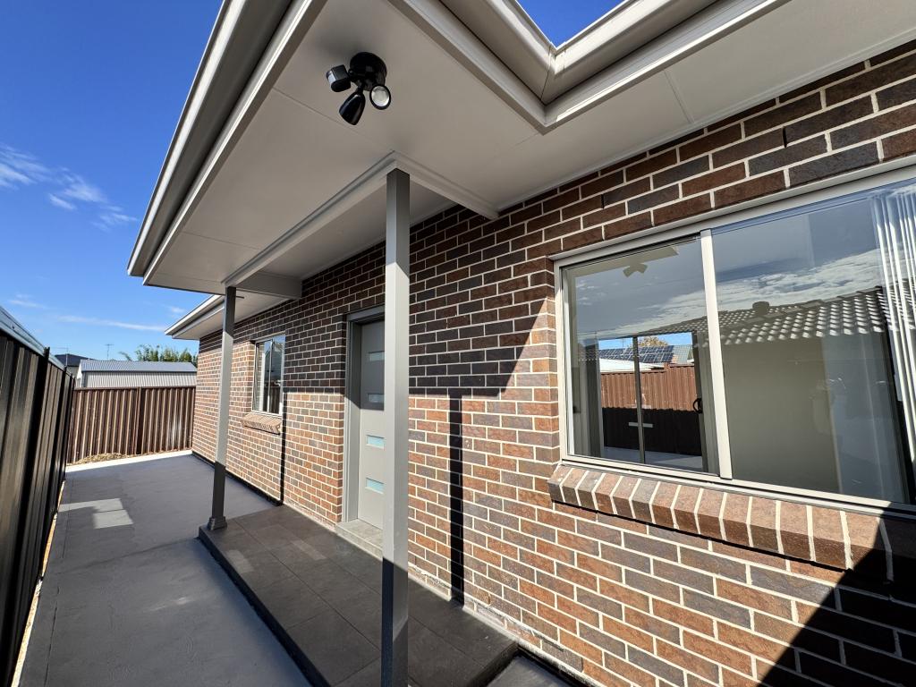 113a Explorers Way, St Clair, NSW 2759
