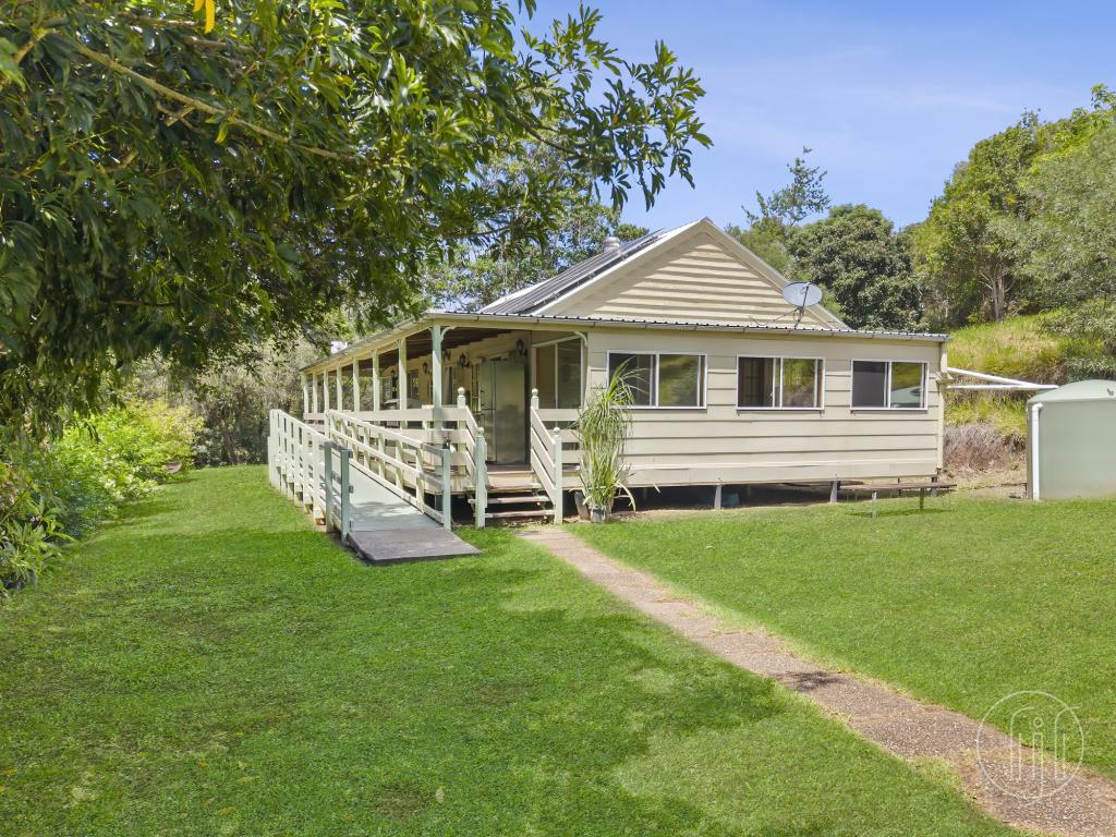 62 GREENOAK RD, KANDANGA, QLD 4570