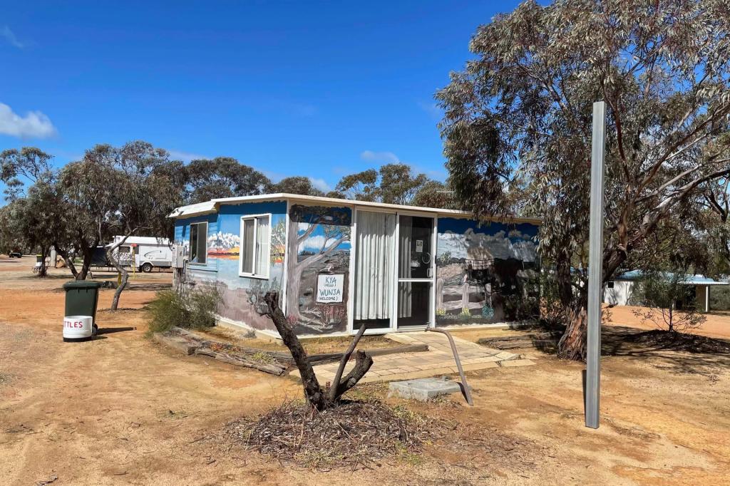 Lot 50 Wongan Rd, Wongan Hills, WA 6603