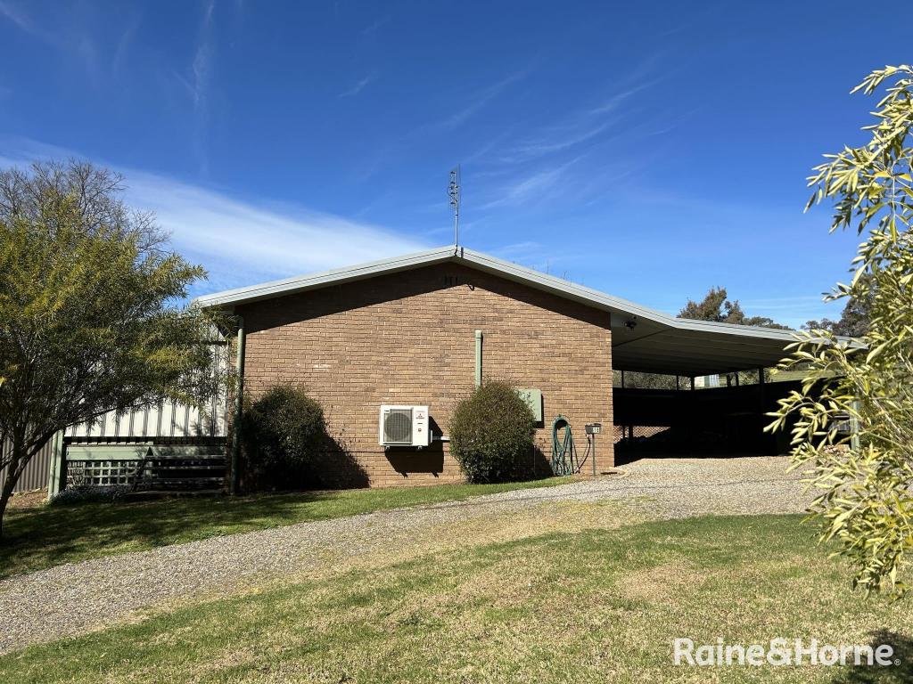 18 Briggs St, Young, NSW 2594