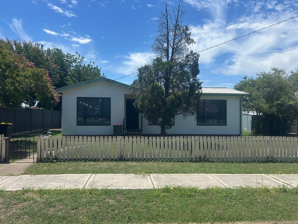 32 Gordon Ave, Cessnock, NSW 2325