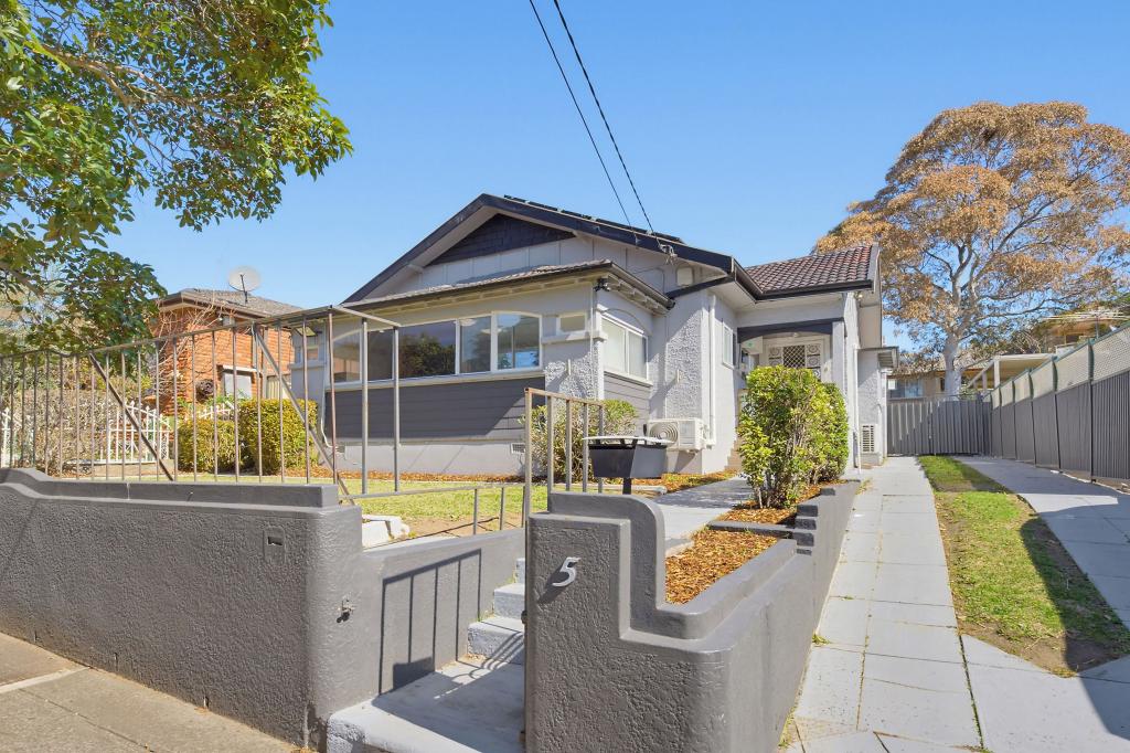 5 HILLVIEW ST, ROSELANDS, NSW 2196