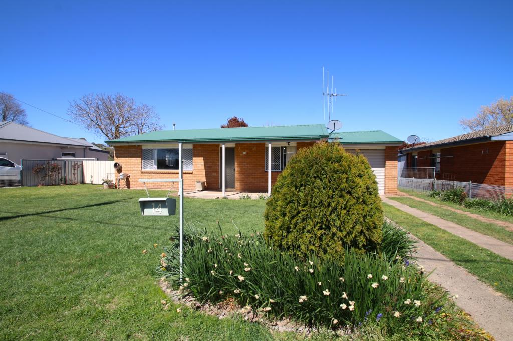 14 Tynan St, Orange, NSW 2800