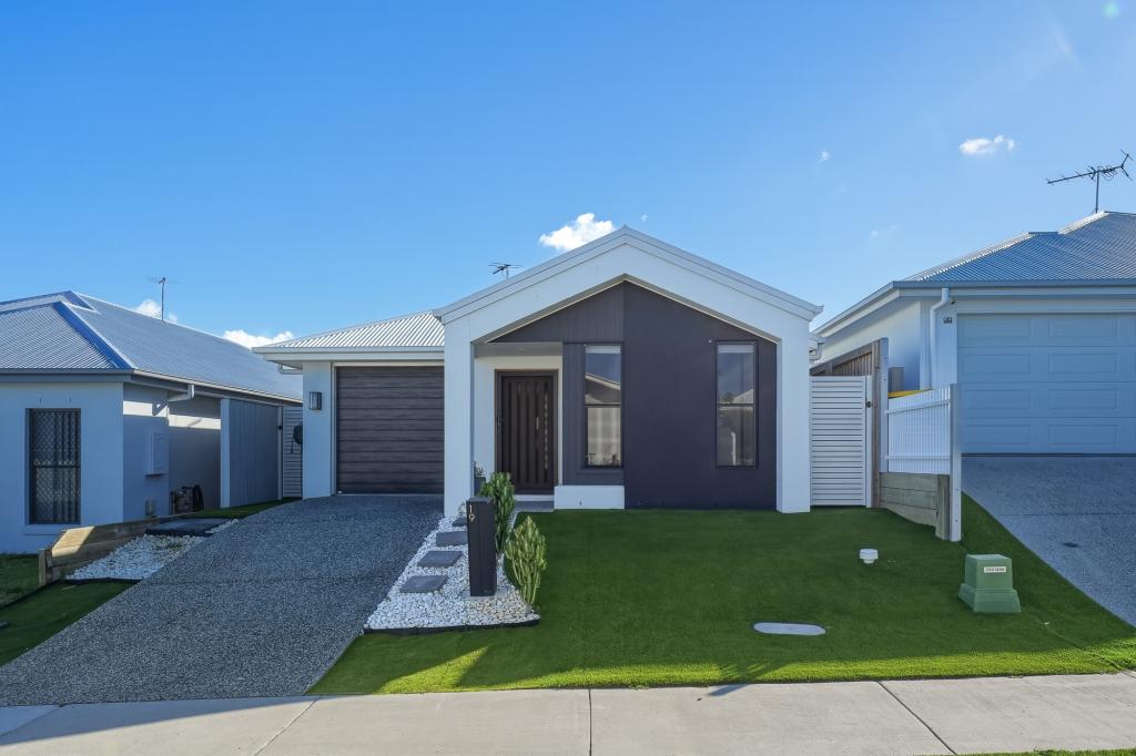 19 Eagle Cct, Burpengary East, QLD 4505