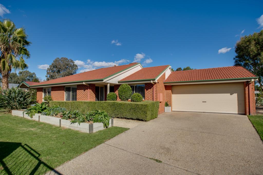 922 Fairview Dr, North Albury, NSW 2640