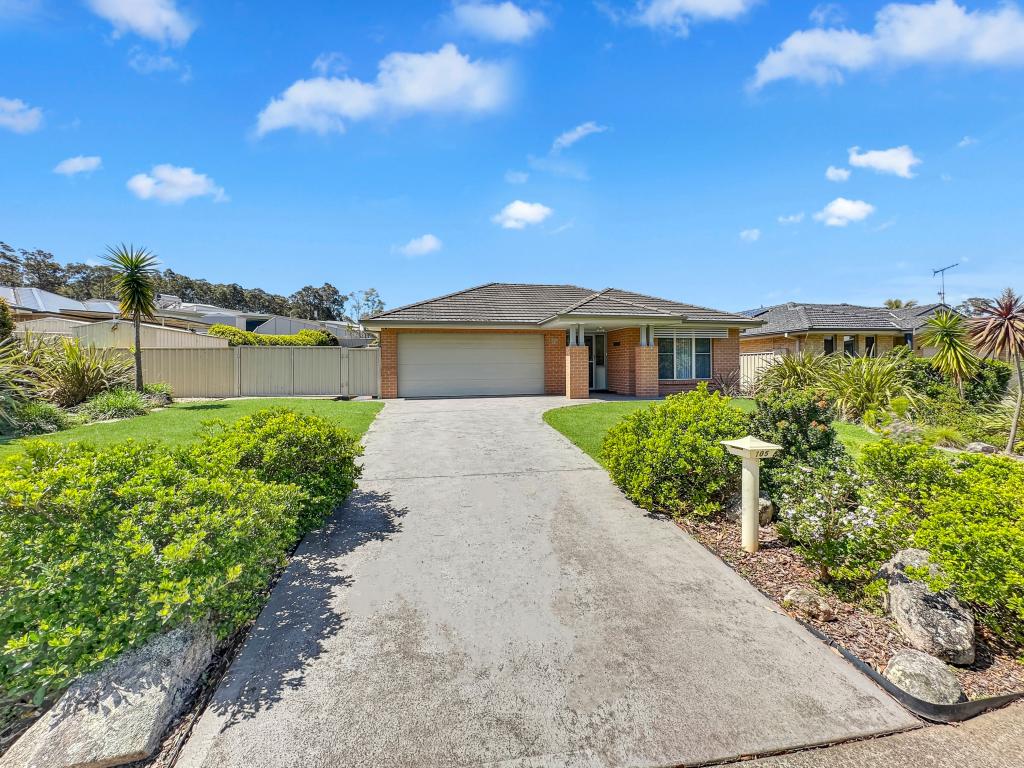 105 Edward Rd, Batehaven, NSW 2536