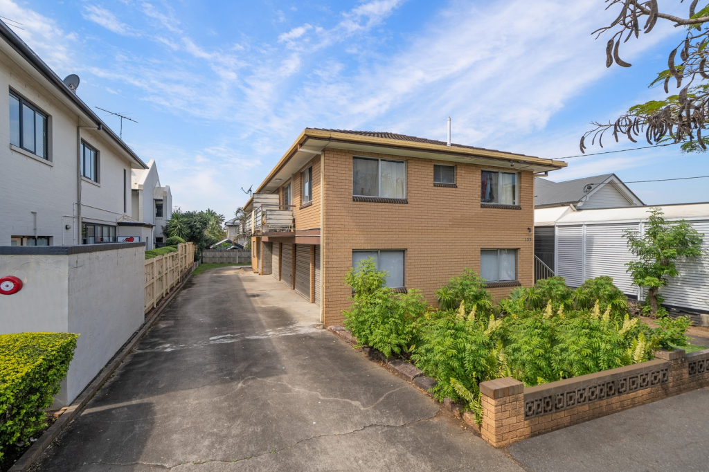 1/135 Racecourse Rd, Ascot, QLD 4007