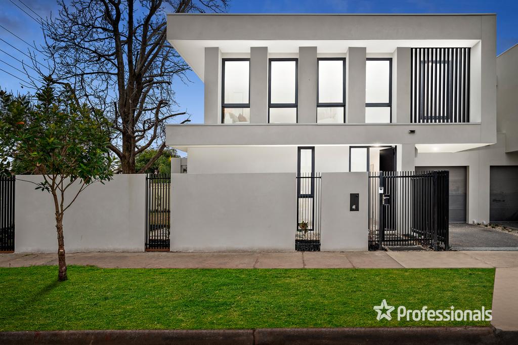 1a Normanby Rd, Bentleigh East, VIC 3165