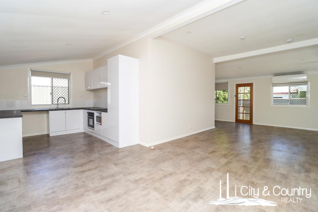 1 First Ave, Parkside, QLD 4825