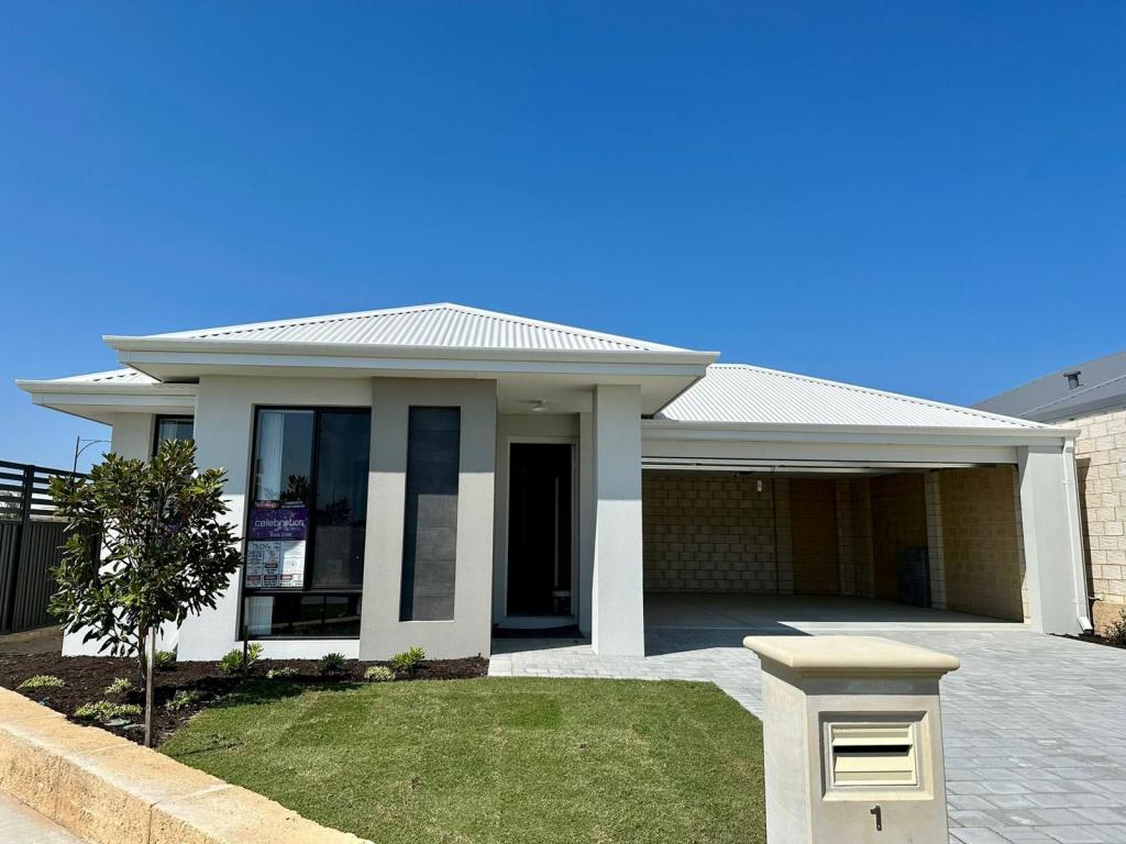 1 Westport St, Madora Bay, WA 6210