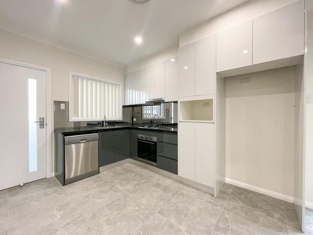 18a Bluestone Ave, Gledswood Hills, NSW 2557