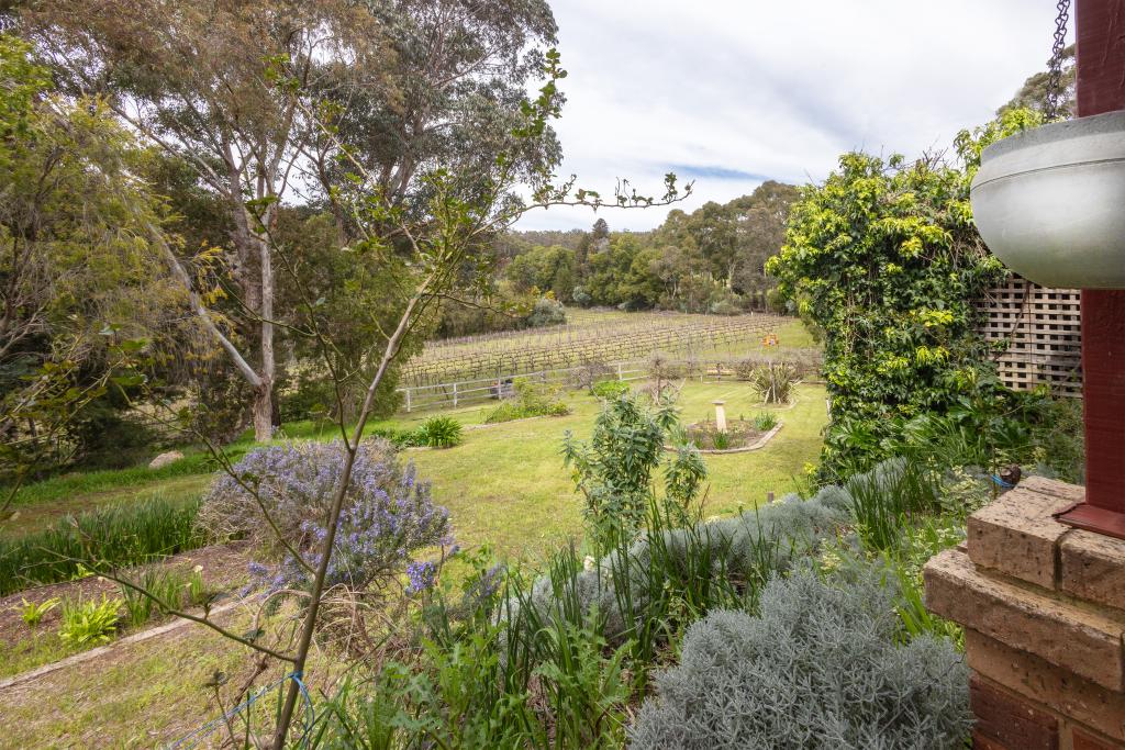 64 Wheatley St, Bridgetown, WA 6255