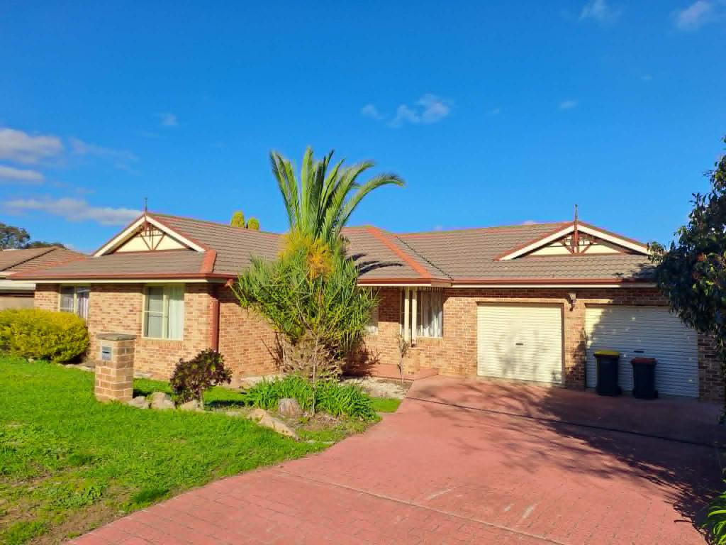 4 Tadros Ave, Young, NSW 2594