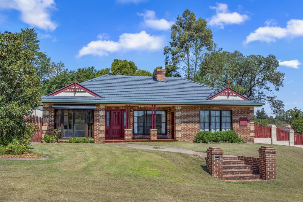 1 Christine Cl, Rutherford, NSW 2320