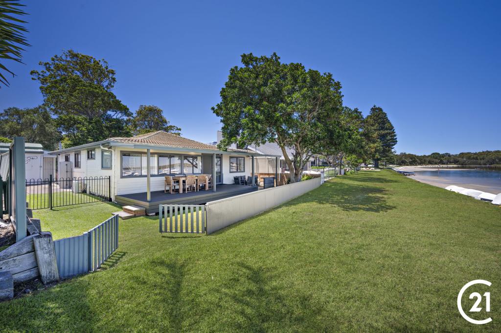 4 Sunset Bvd, Soldiers Point, NSW 2317