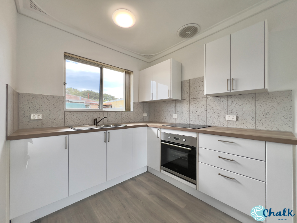 2/8-12 Thorpe St, Rockingham, WA 6168