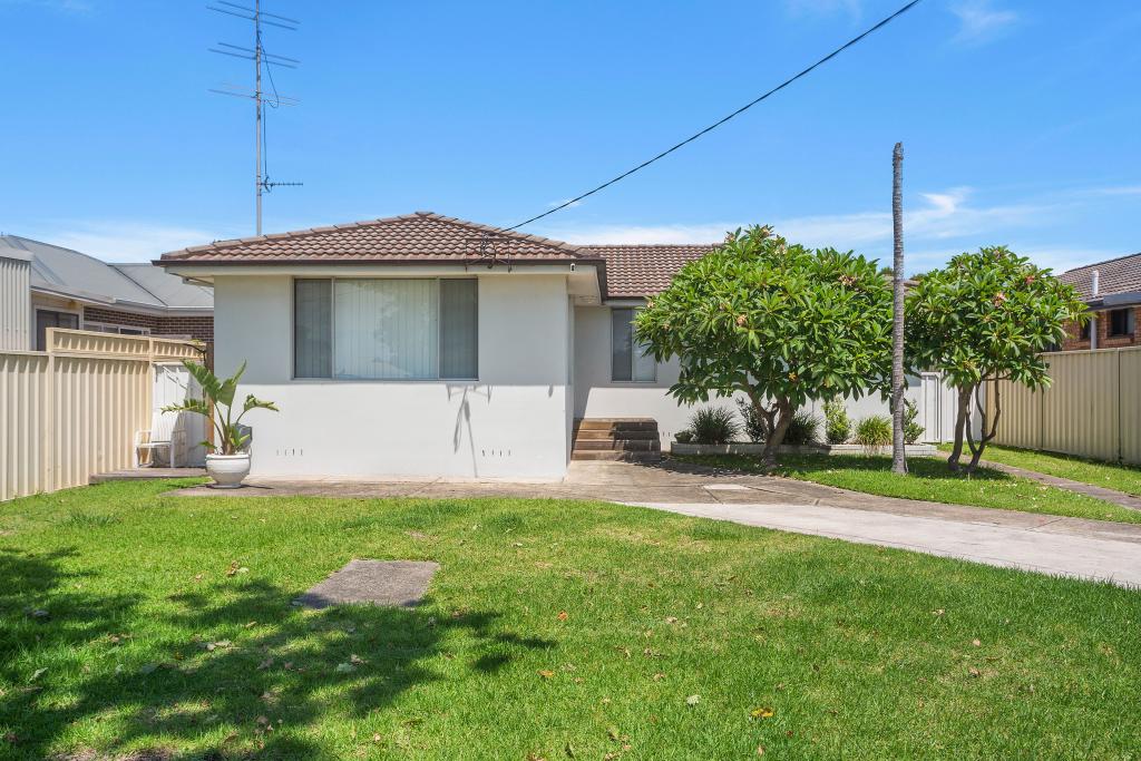 3 Lake Entrance Rd, Warilla, NSW 2528