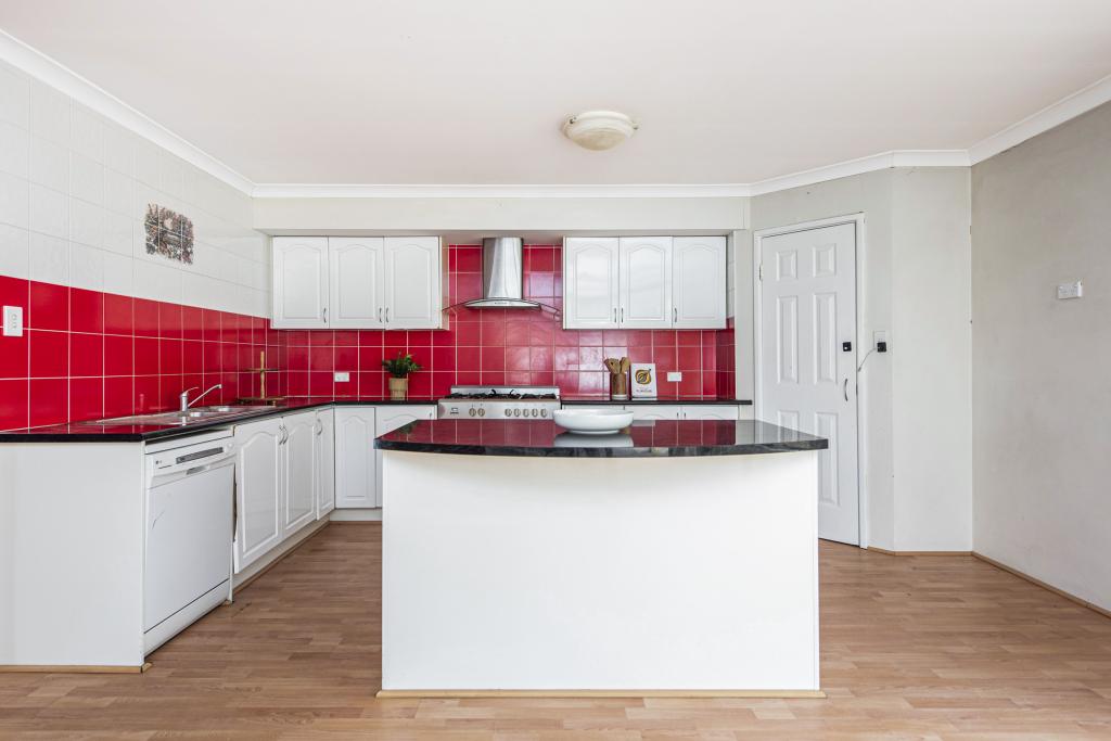 19 Narooma Cl, Waikiki, WA 6169