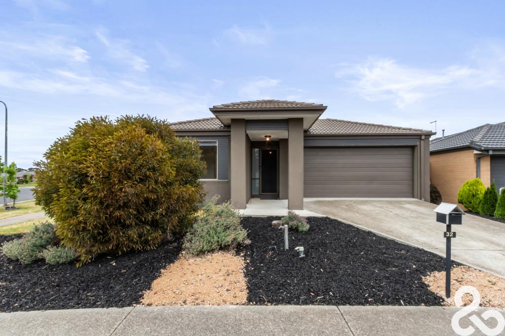 32 Holly Dr, Wallan, VIC 3756