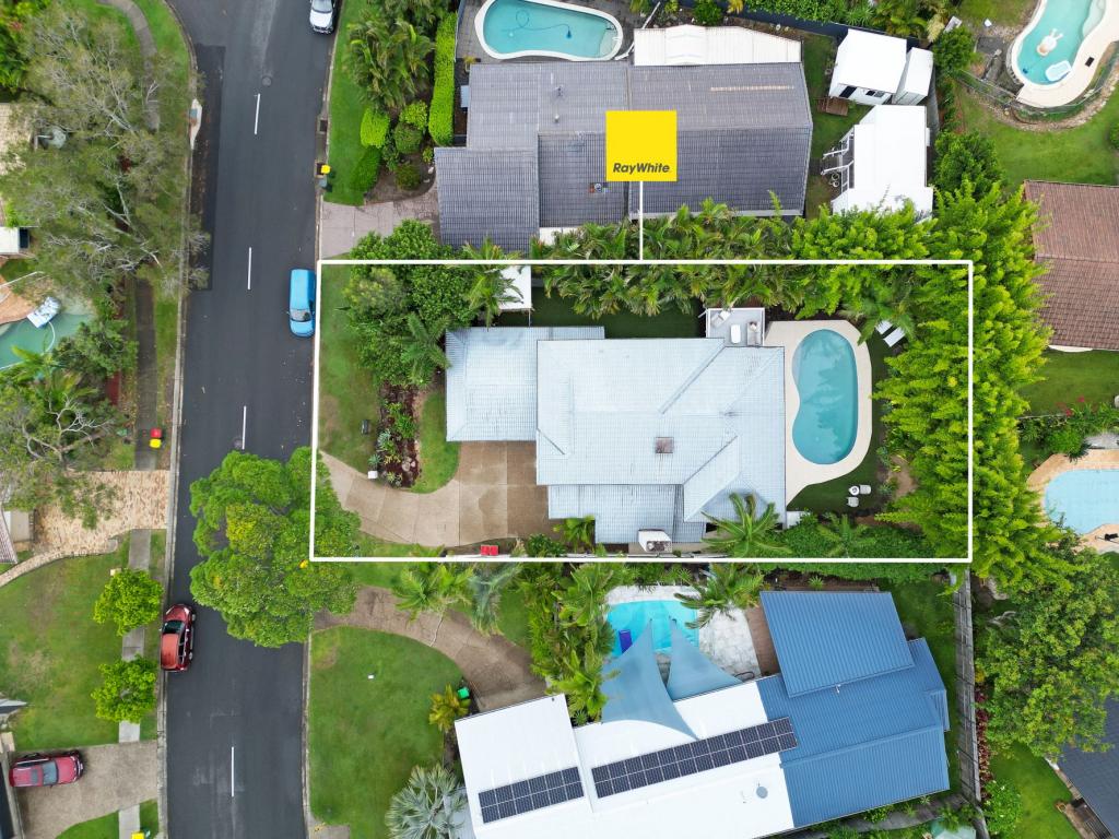 31 Huntingdale Cres, Robina, QLD 4226