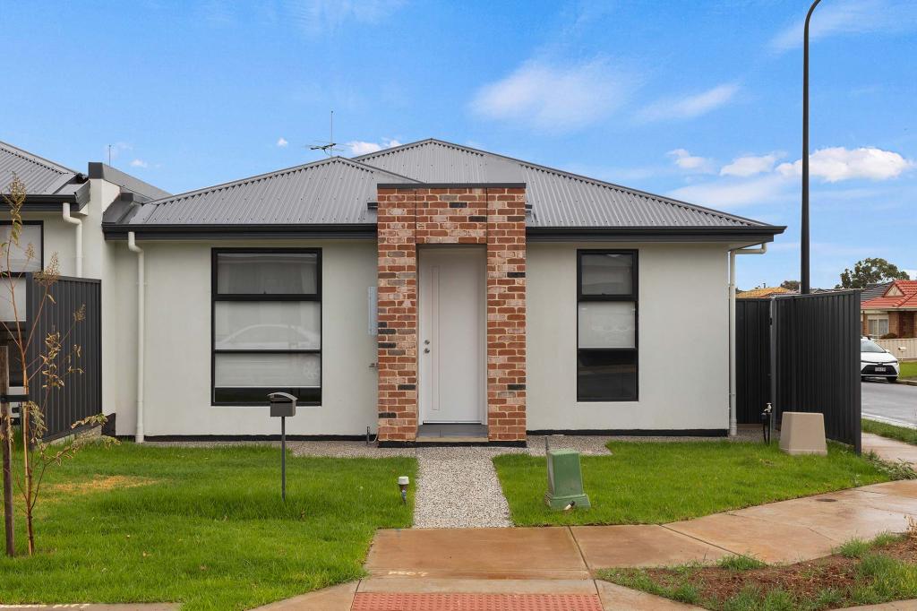 15B CAMELLIA ST, PARA HILLS WEST, SA 5096