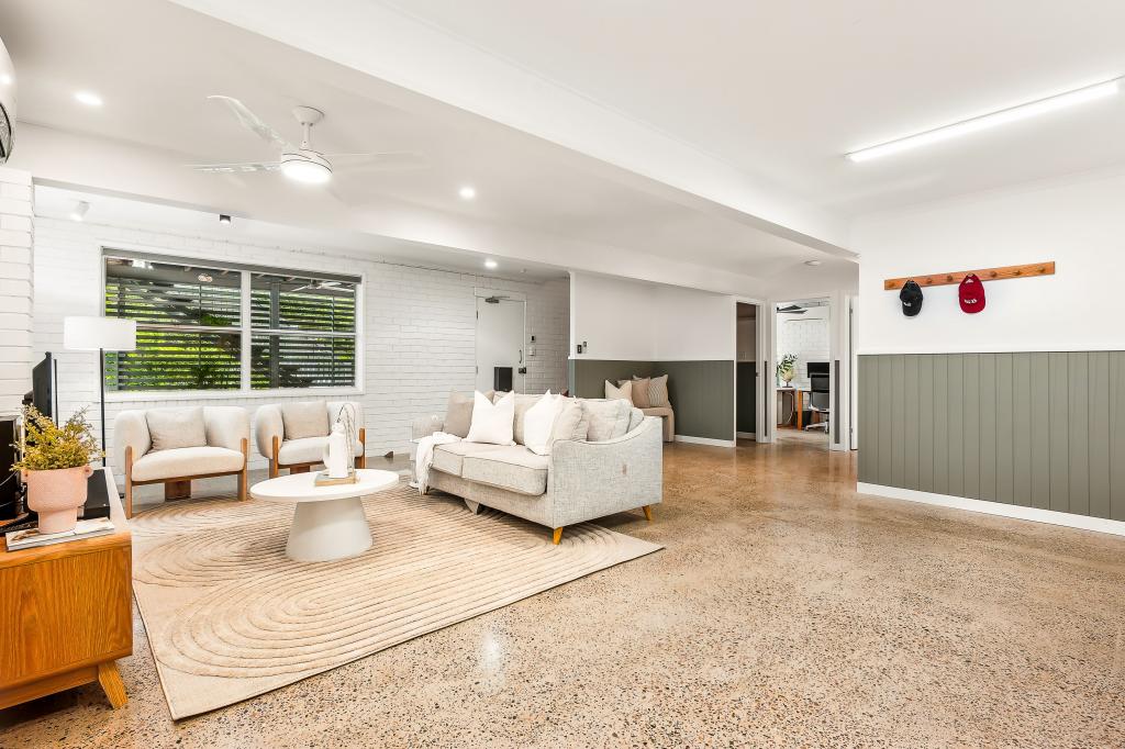 1/12 Rennies Rd, Indooroopilly, QLD 4068