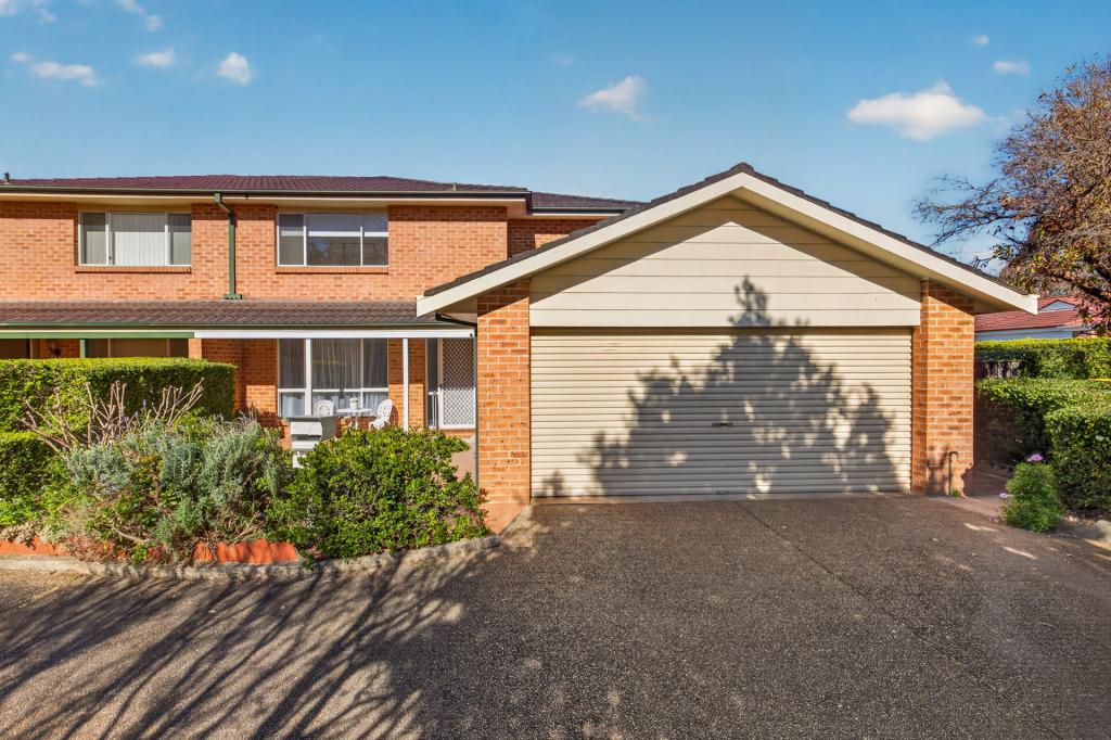 39 John Tebbutt Pl, Richmond, NSW 2753