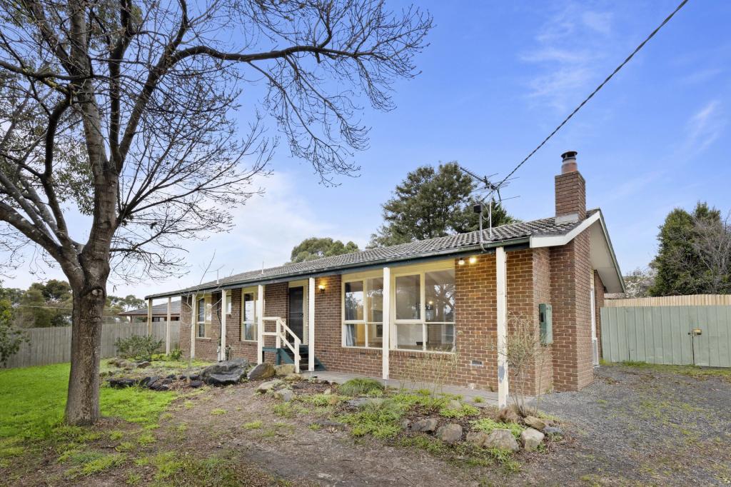 105 LAURISTON DR, COLDSTREAM, VIC 3770