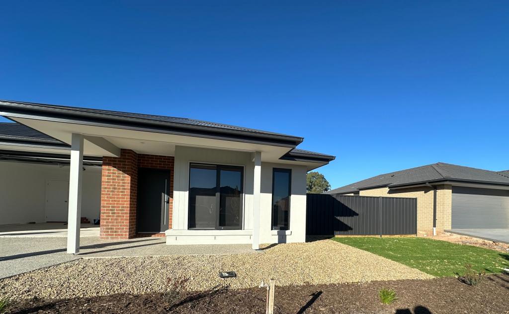 33 Roynic Pde, Benalla, VIC 3672