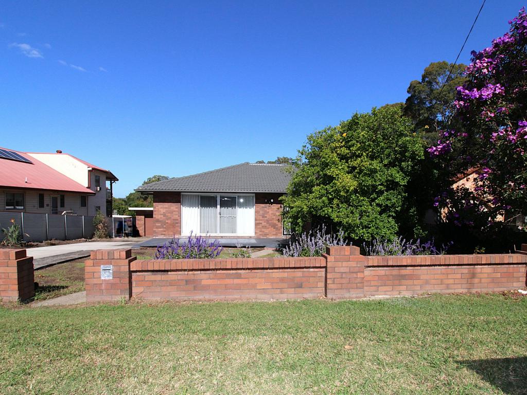14 Tarawara St, Bomaderry, NSW 2541