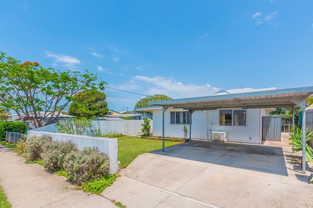 19 Dunns Tce, Scarborough, QLD 4020