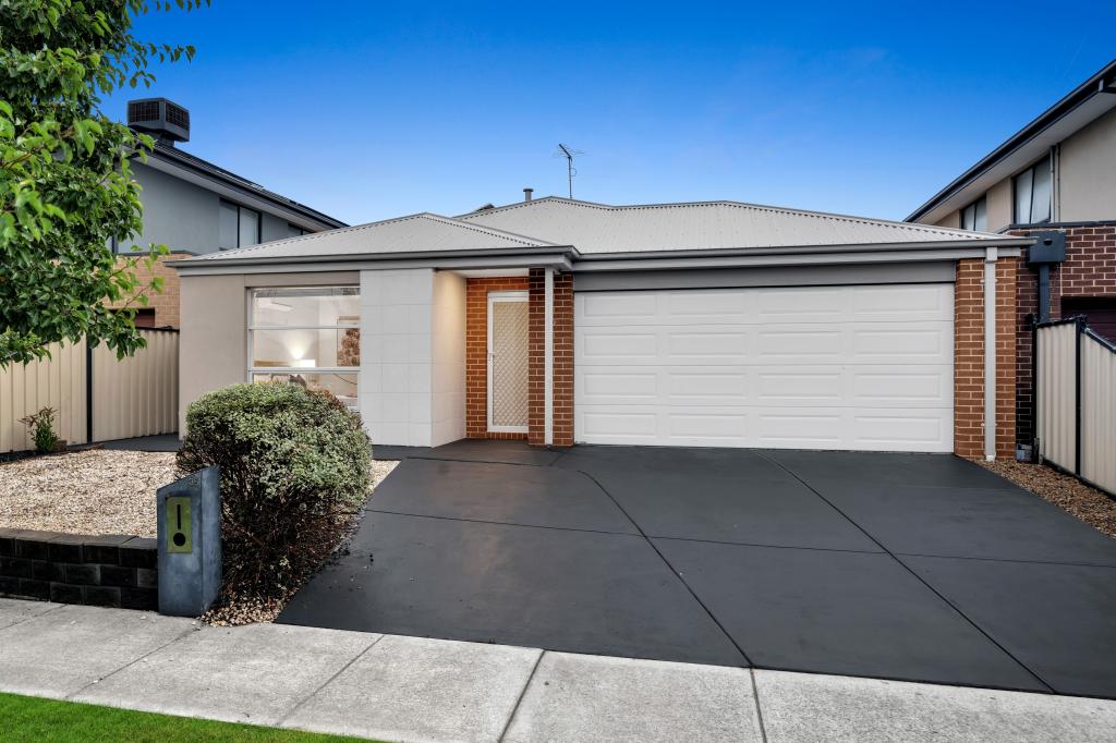 35 Andretti Ave, Lynbrook, VIC 3975
