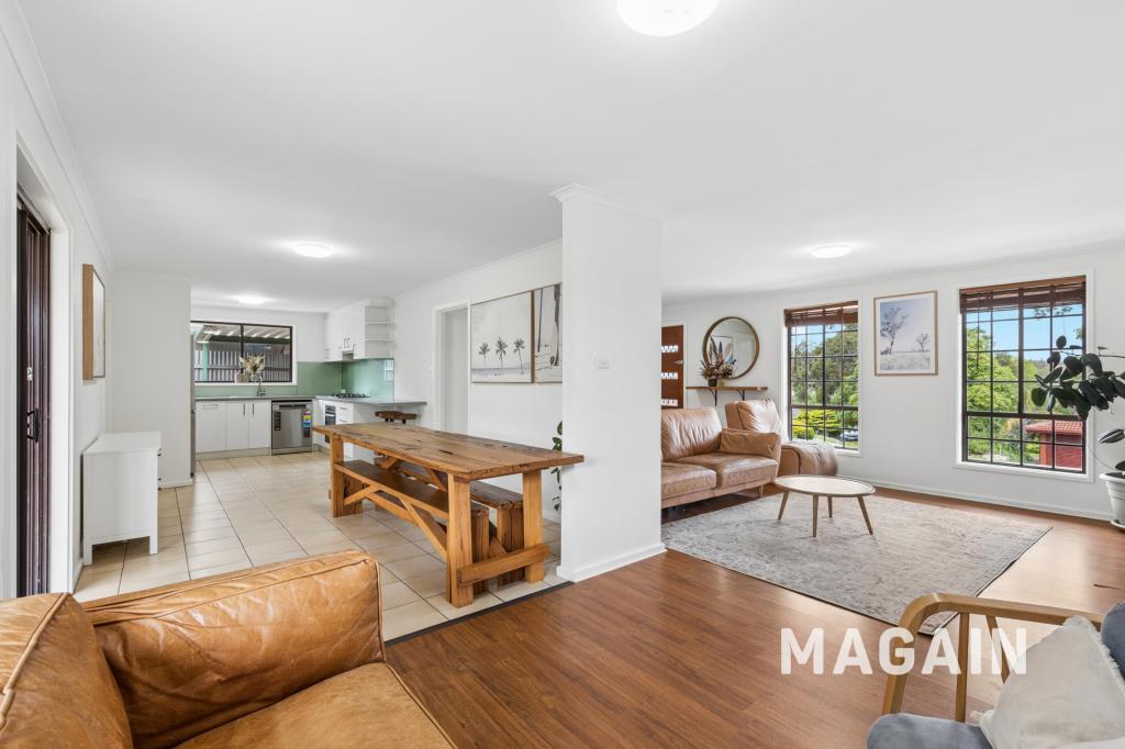 31 Hendrix Cres, Woodcroft, SA 5162