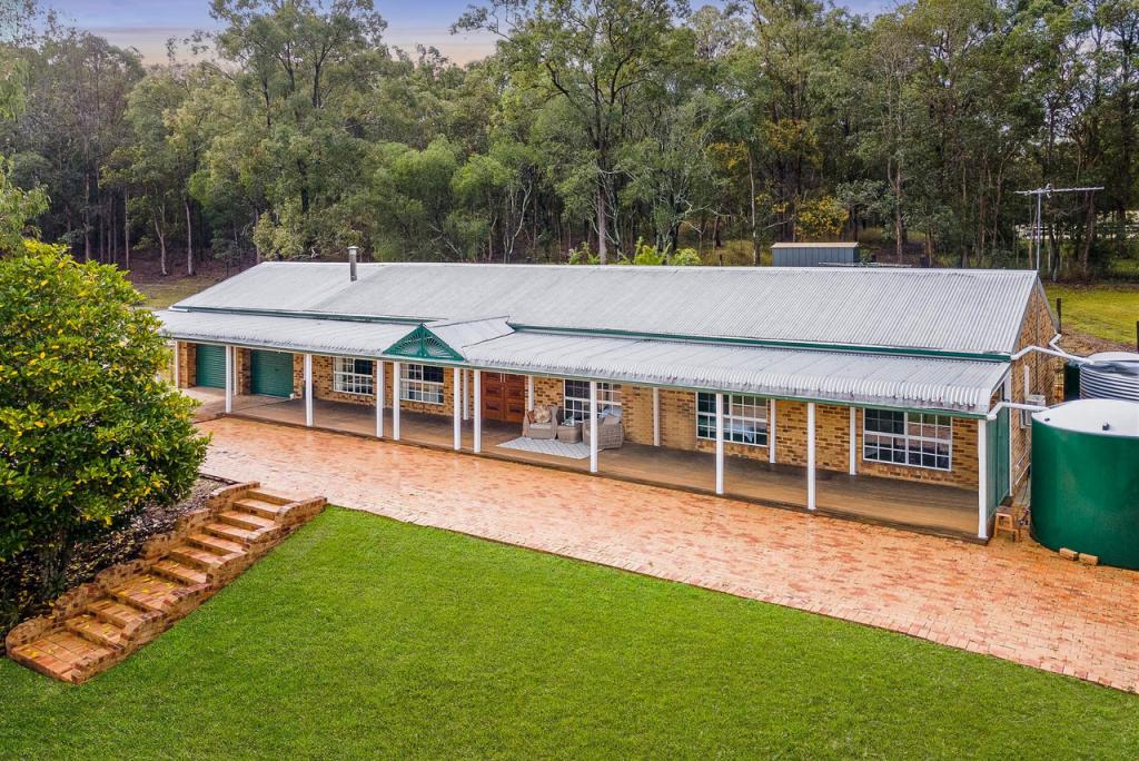 2 Remington Pl, Wights Mountain, QLD 4520