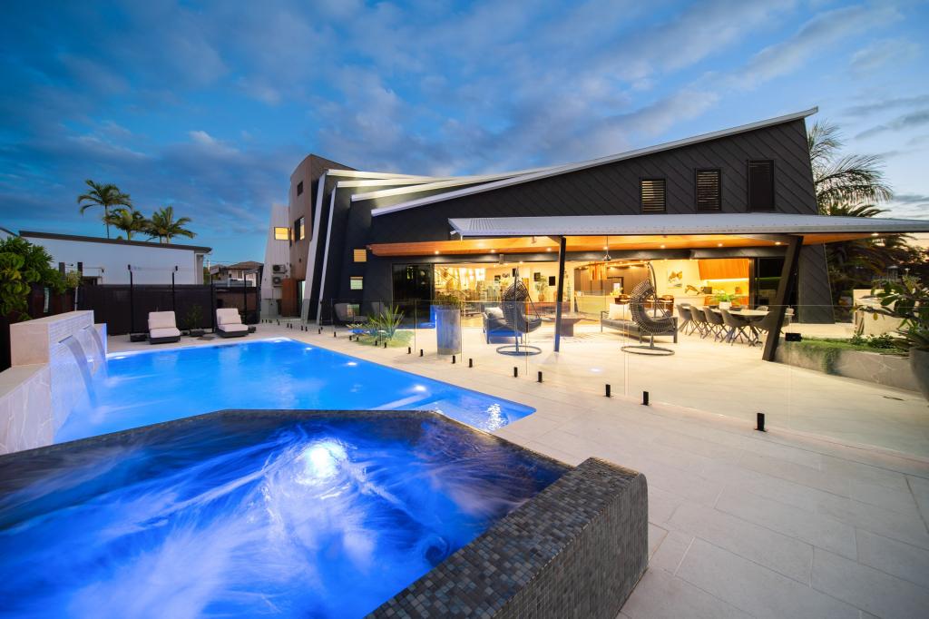 15 Culbara St, Mooloolaba, QLD 4557