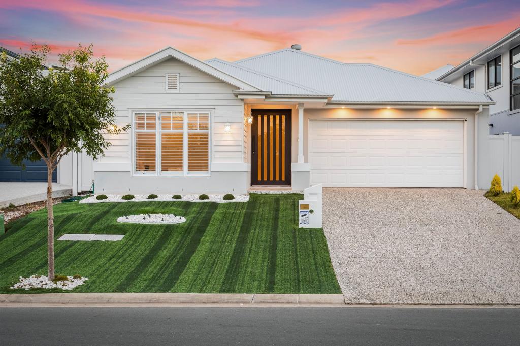 27 Superb Dr, Narangba, QLD 4504