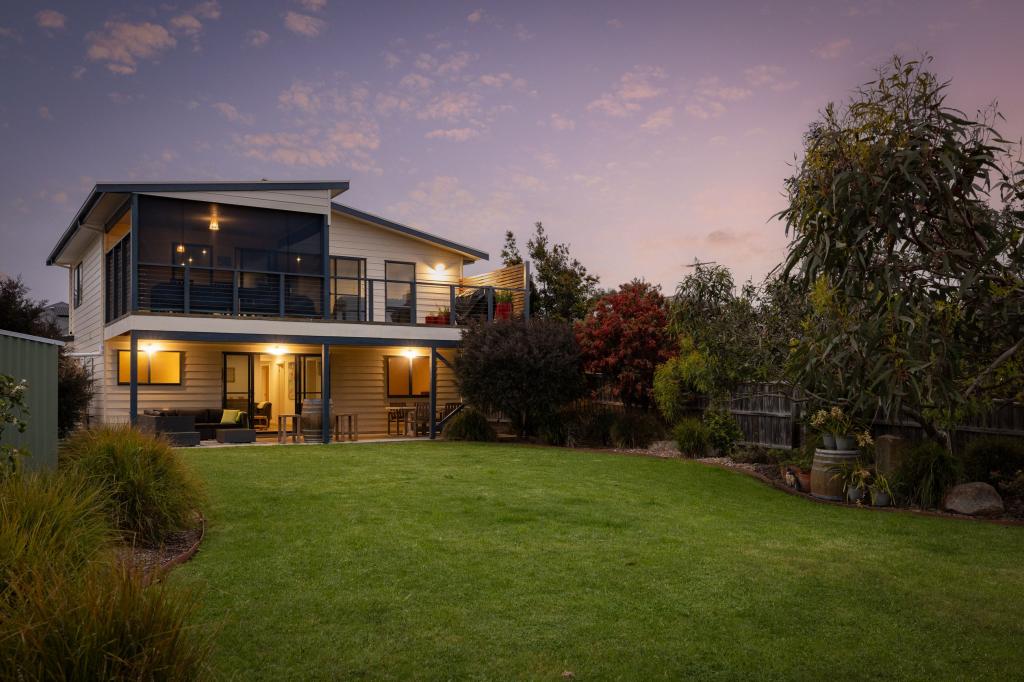 5 Possum Pl, Cowes, VIC 3922