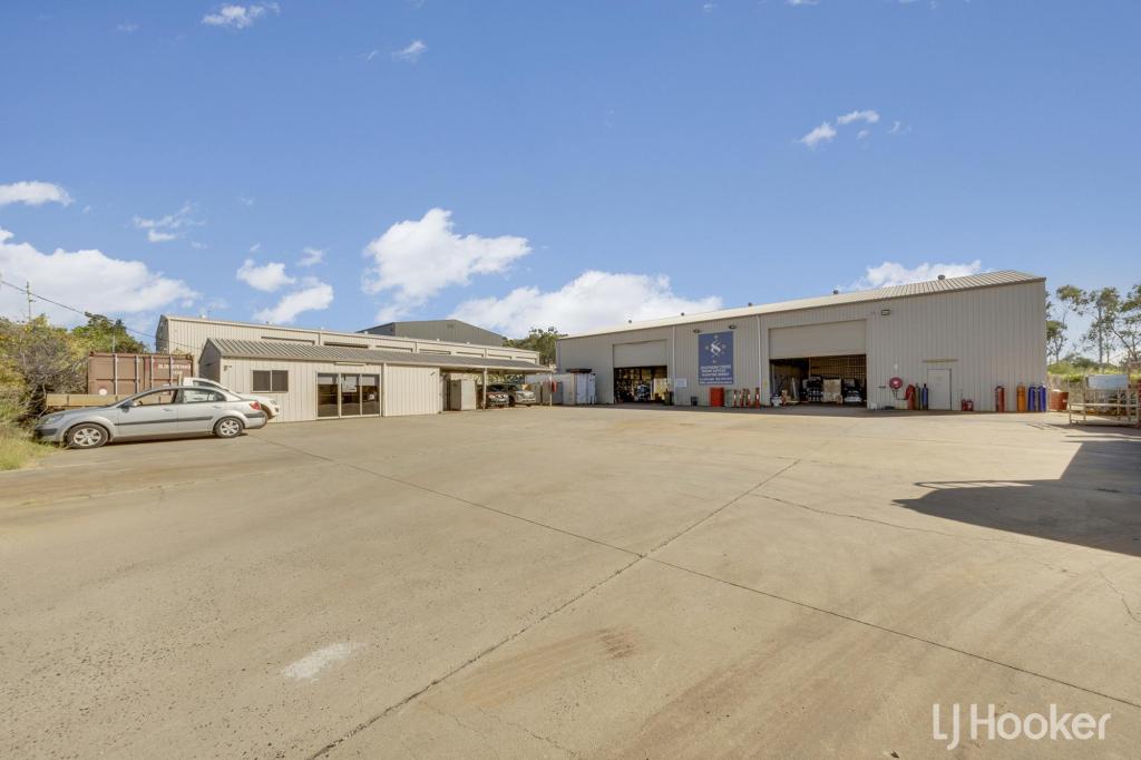 23 Roseanna St, Callemondah, QLD 4680