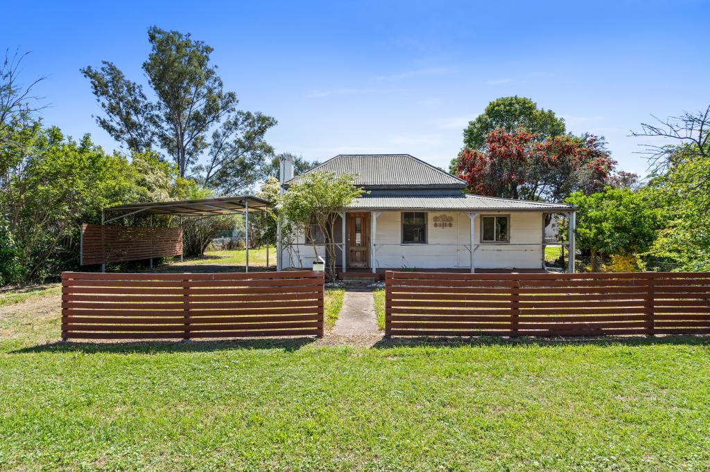 16 Parker St, Scone, NSW 2337